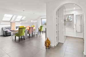 Esszimmer/Eingangsbereich