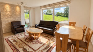Wohnzimmer Balkon+